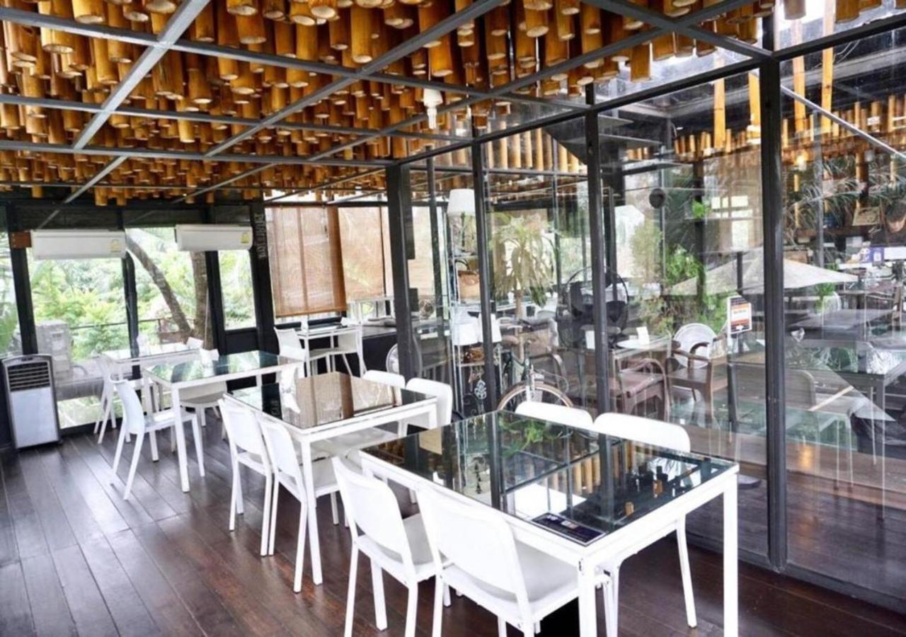Bangkok Tree House Bang Kachao Hotel Exterior photo